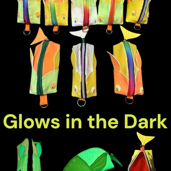 Glow-in-the-Dark Fish Case - Picture 1 of 6